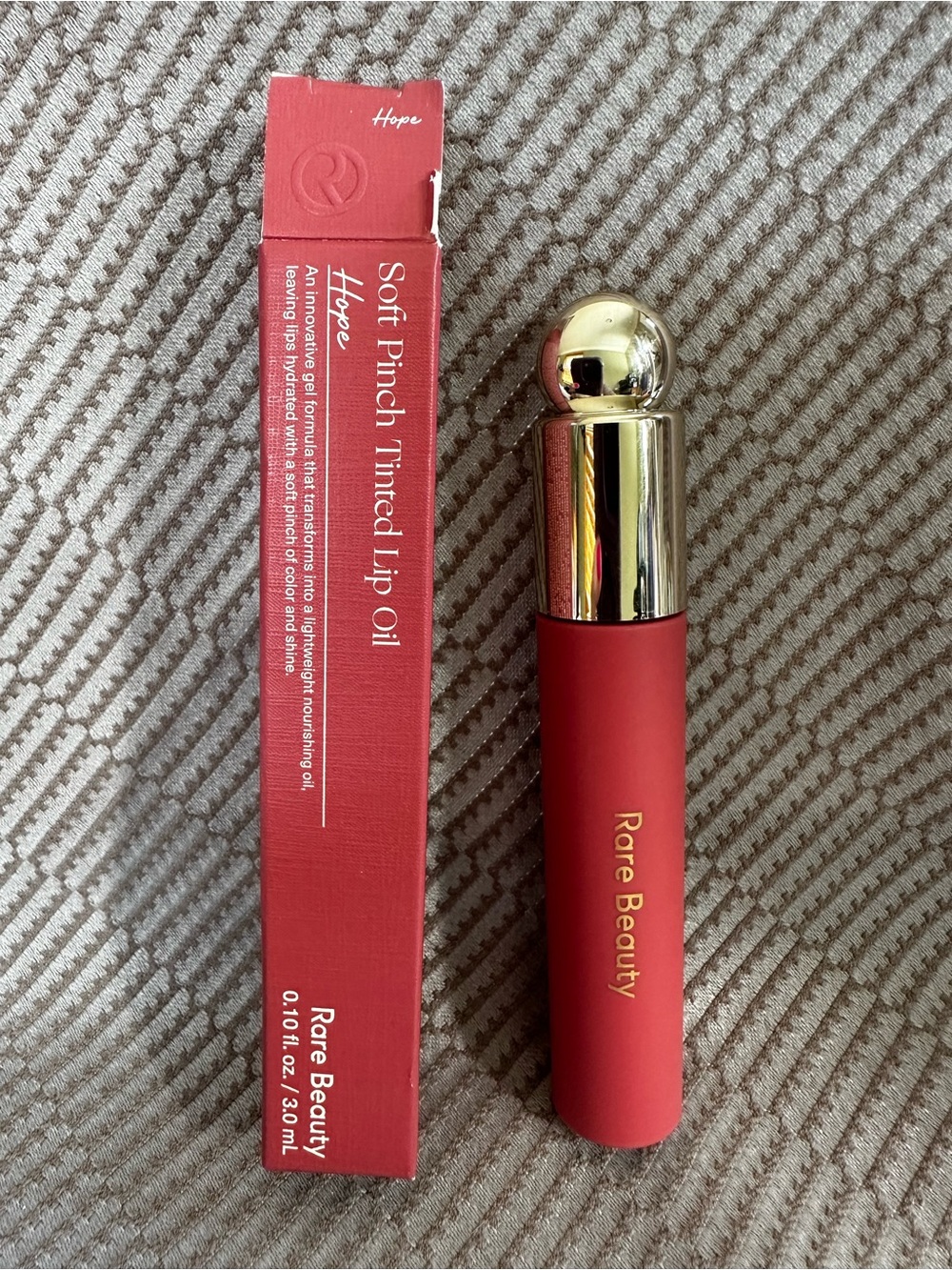 Rare Beauty Soft Pinch Tinted Lip Oil in Hope